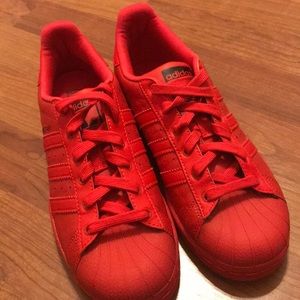 RED ADIDAS SUPERSTAR SIZE WOMENS 4